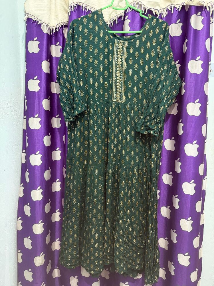 Elegant Emerald Kurti with Gold Print