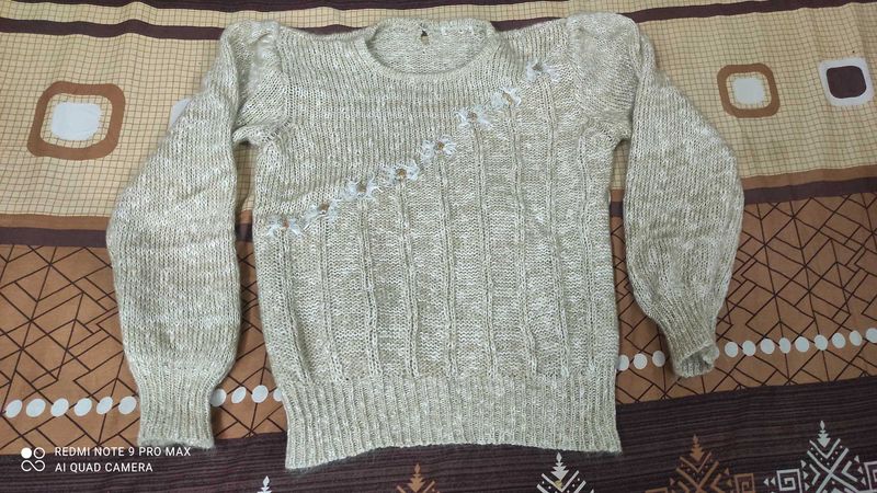 Cream Sweatshirt For Woman And Girl's 🥰🥰