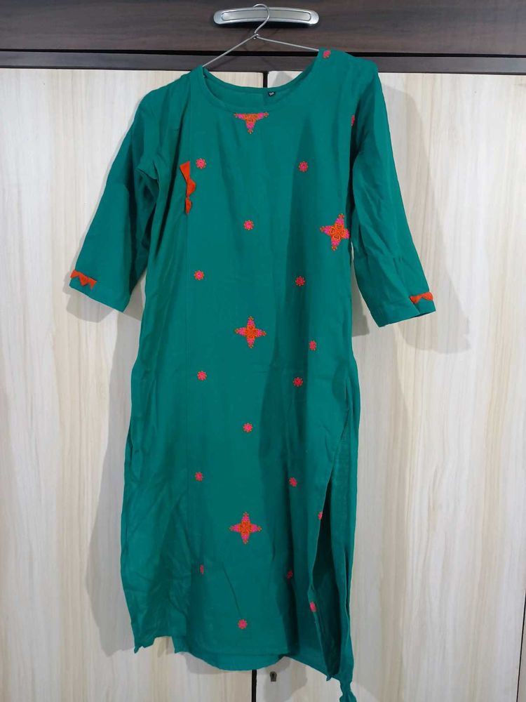 Emerald Green Embroidered Kurti