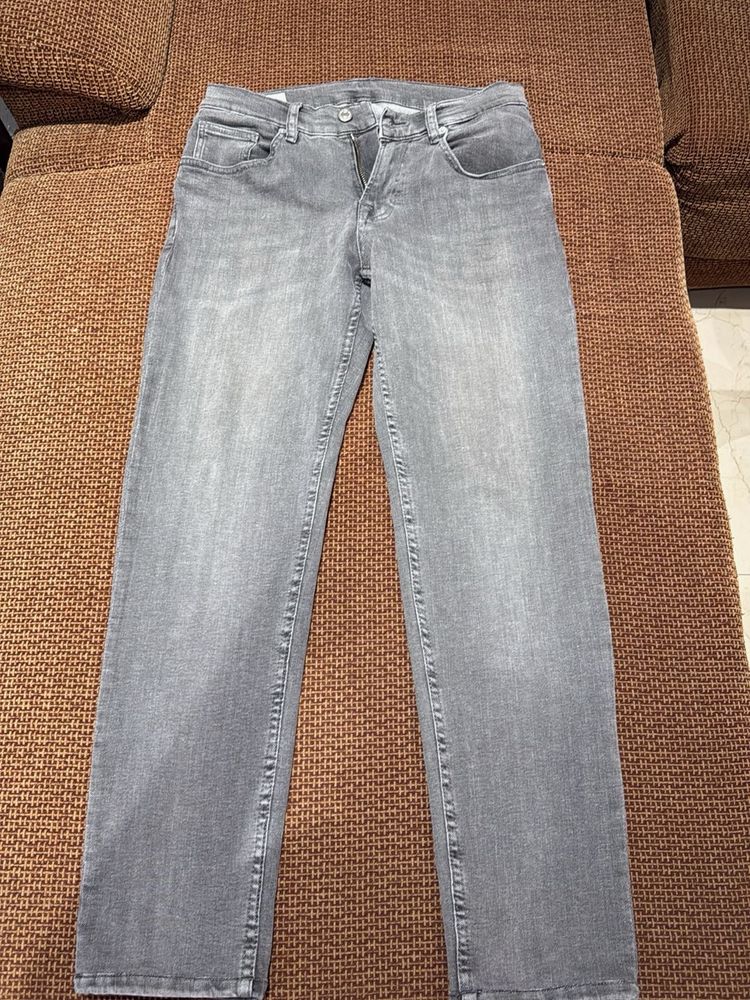 ZARA Grey Denim Jeans Slim Fit - 30 inches
