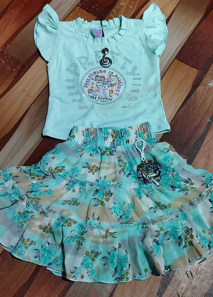 Girls Cute Mint Green T-shirt and Skirt Set