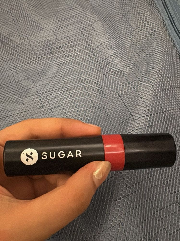 SUGAR Lipstick - Vibrant Red