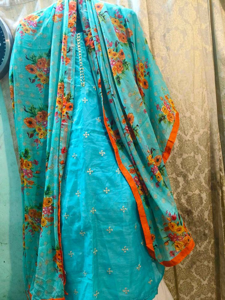 Floral Print Kurta Set Not Used