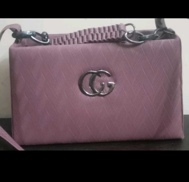 Chic Textured Handbag
