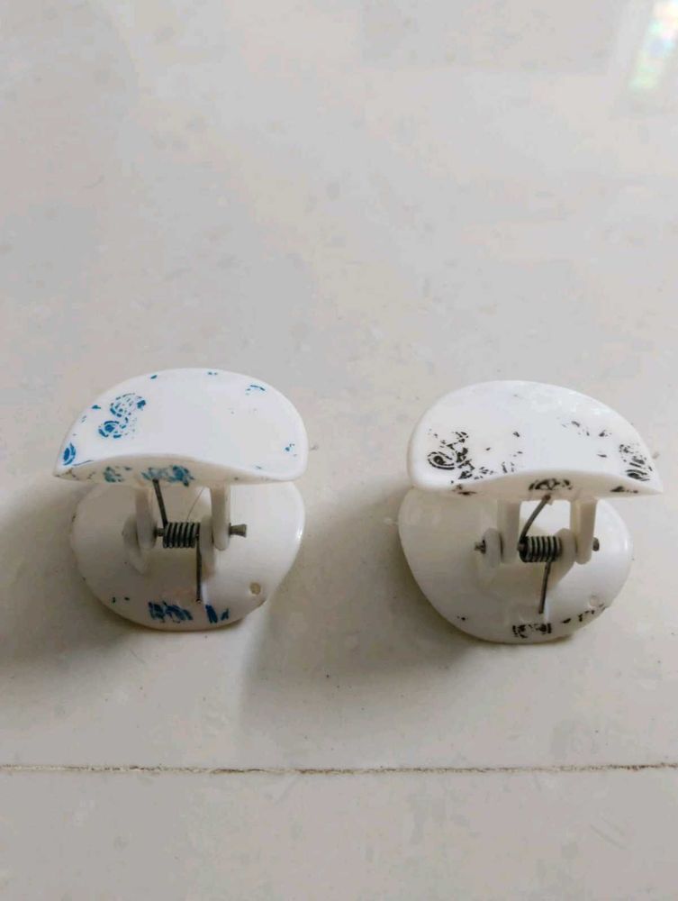 Cute white Hair Claw Clips (Set of 2)