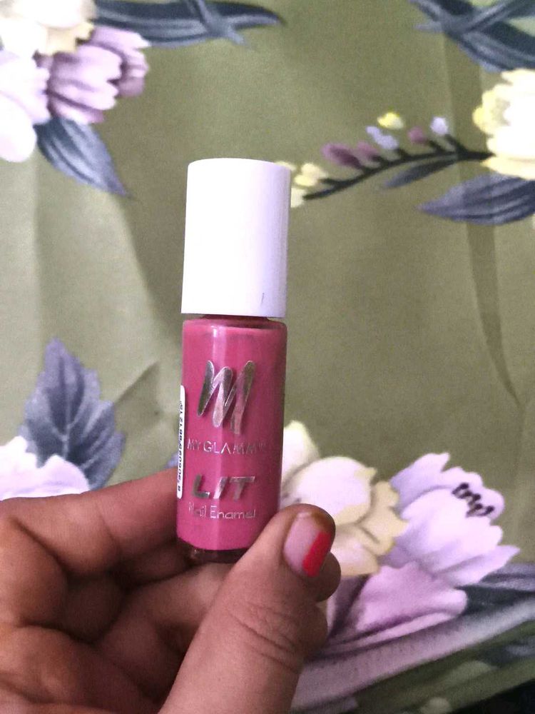 MyGlamm LIT Nail Enamel - Pink