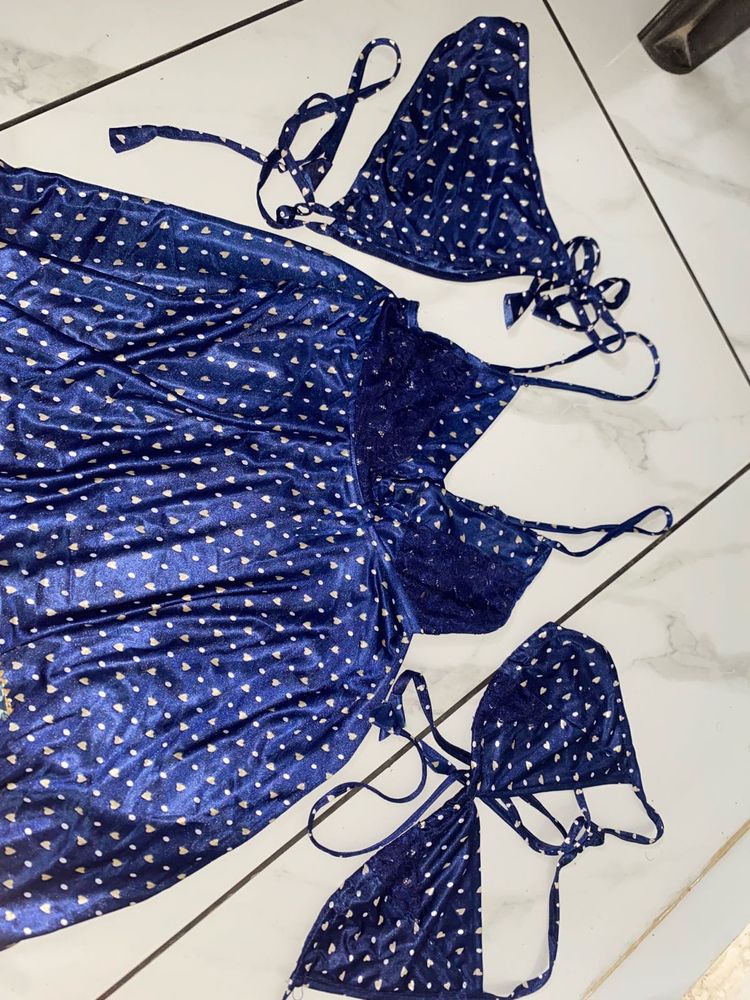 Blue Polka Dot Asymmetrical Dress💙🤭🤤