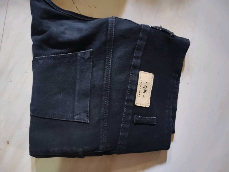 Stylish Black Denim Jeans