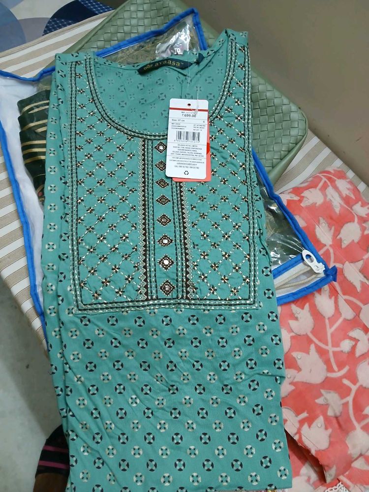 New Avvasa Kurti