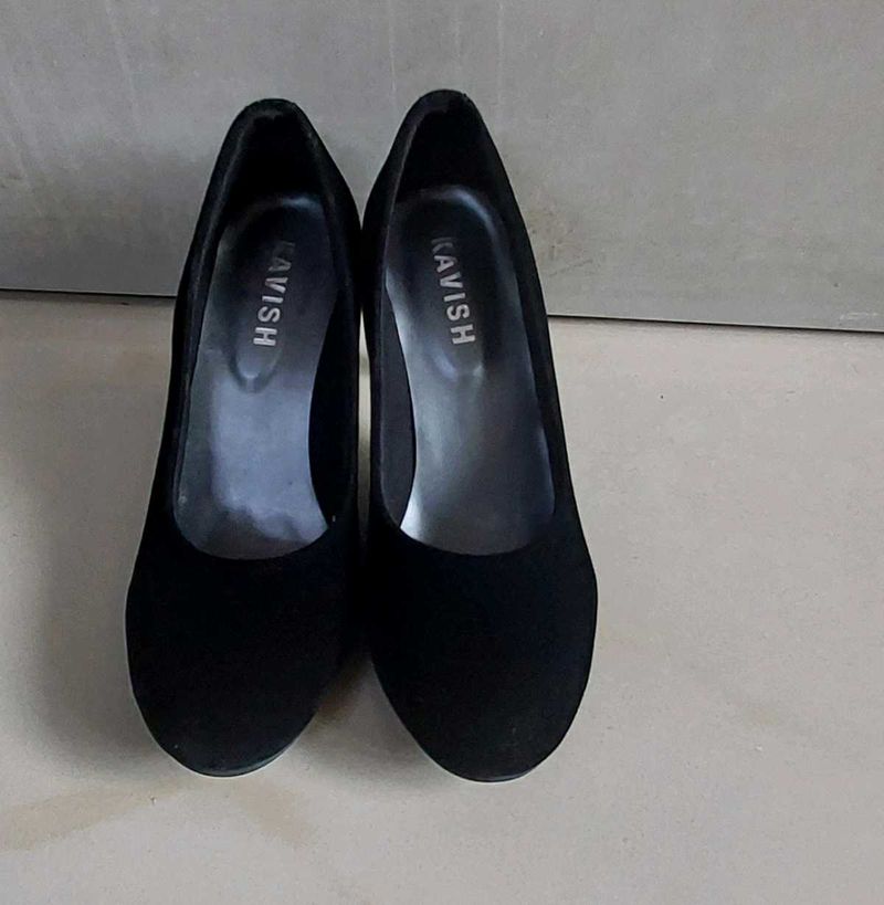 Classic Black Suede Heels