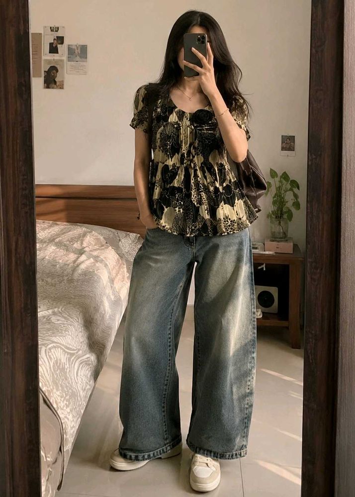 staylish mesh Top