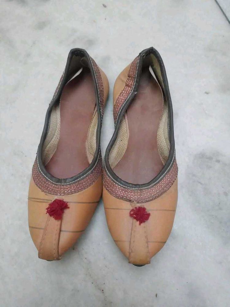 Punjabi Jutti