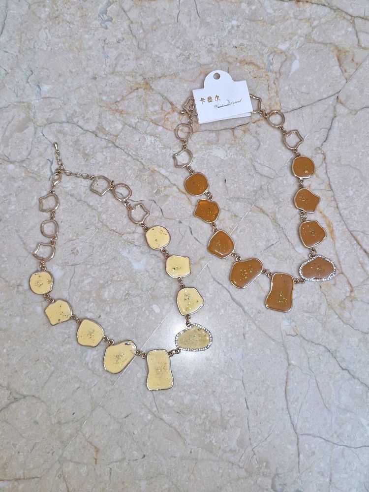 Stylish Pendant Necklaces Set