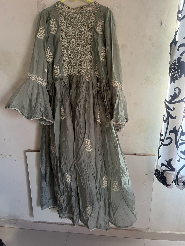 Lukhnowi Gown With Duppata