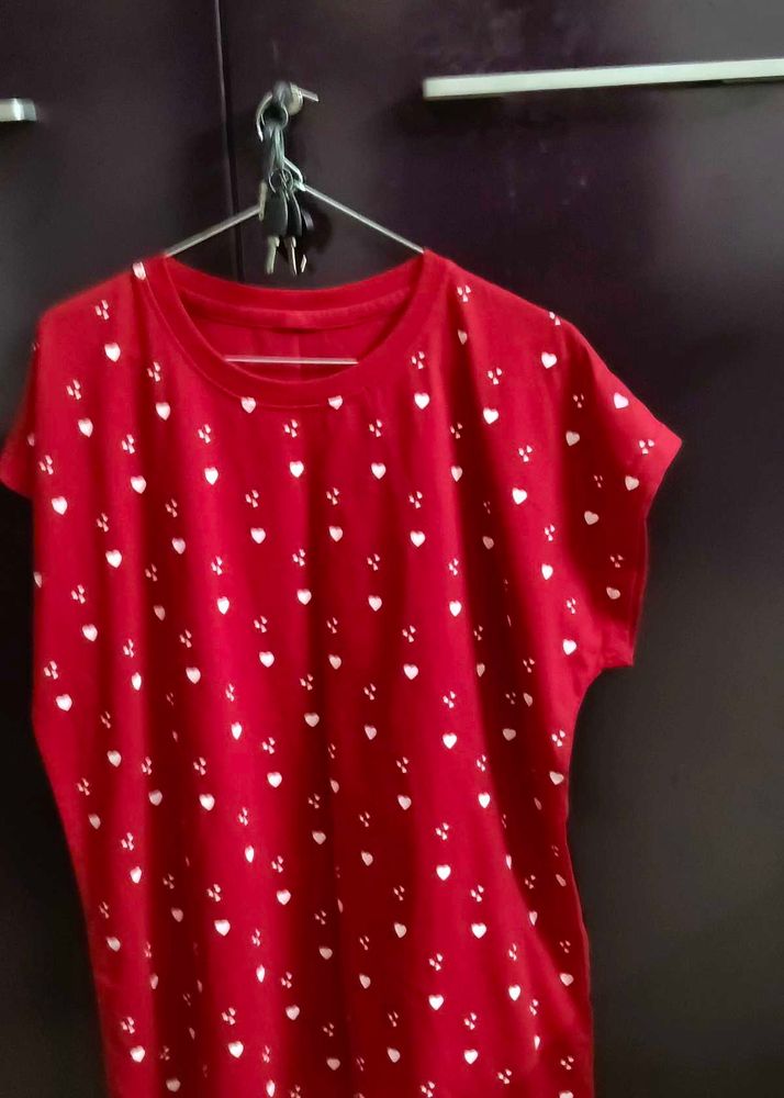 Red Heart Print T-Shirt