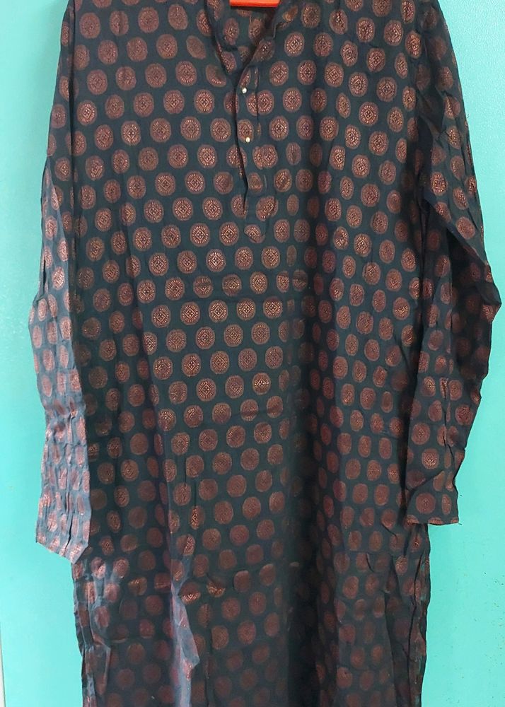 Men's brocade kurta