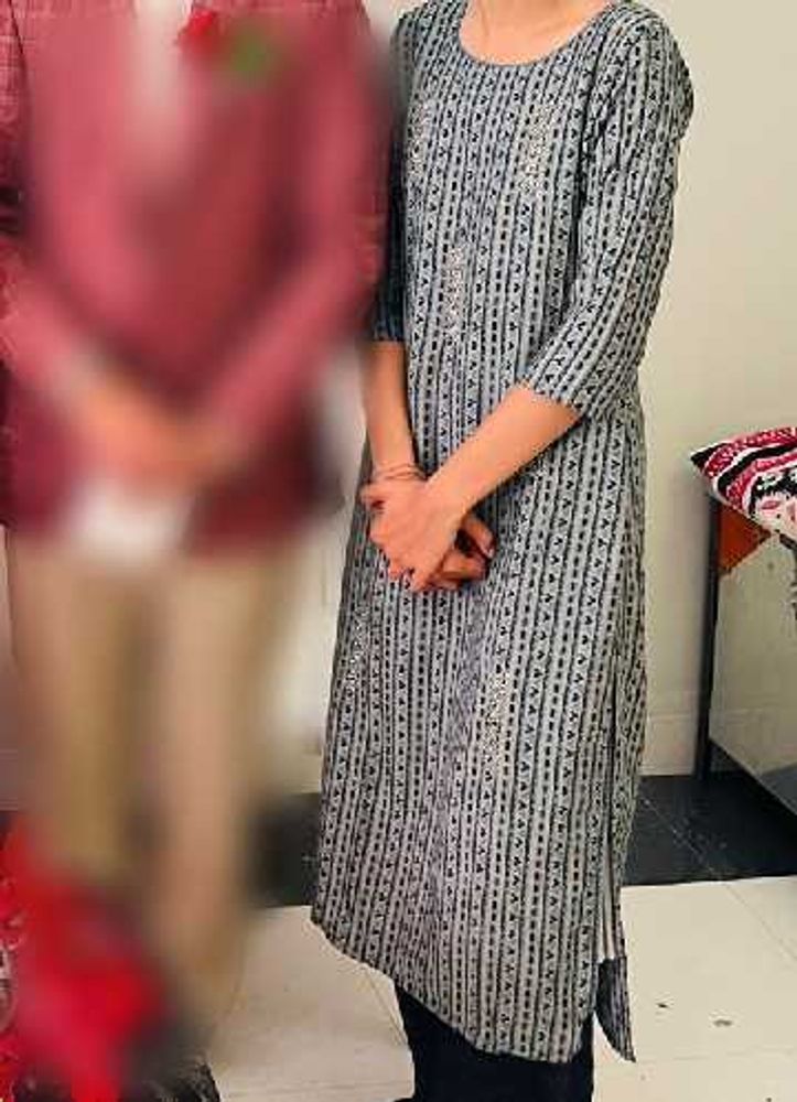 Elegant Striped Kurta