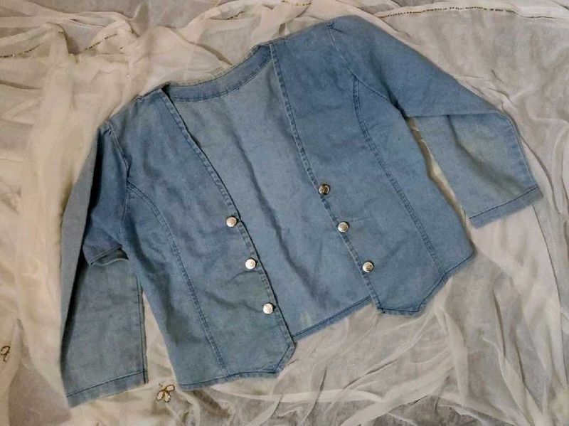 💌Light Wash Denim Jacket
