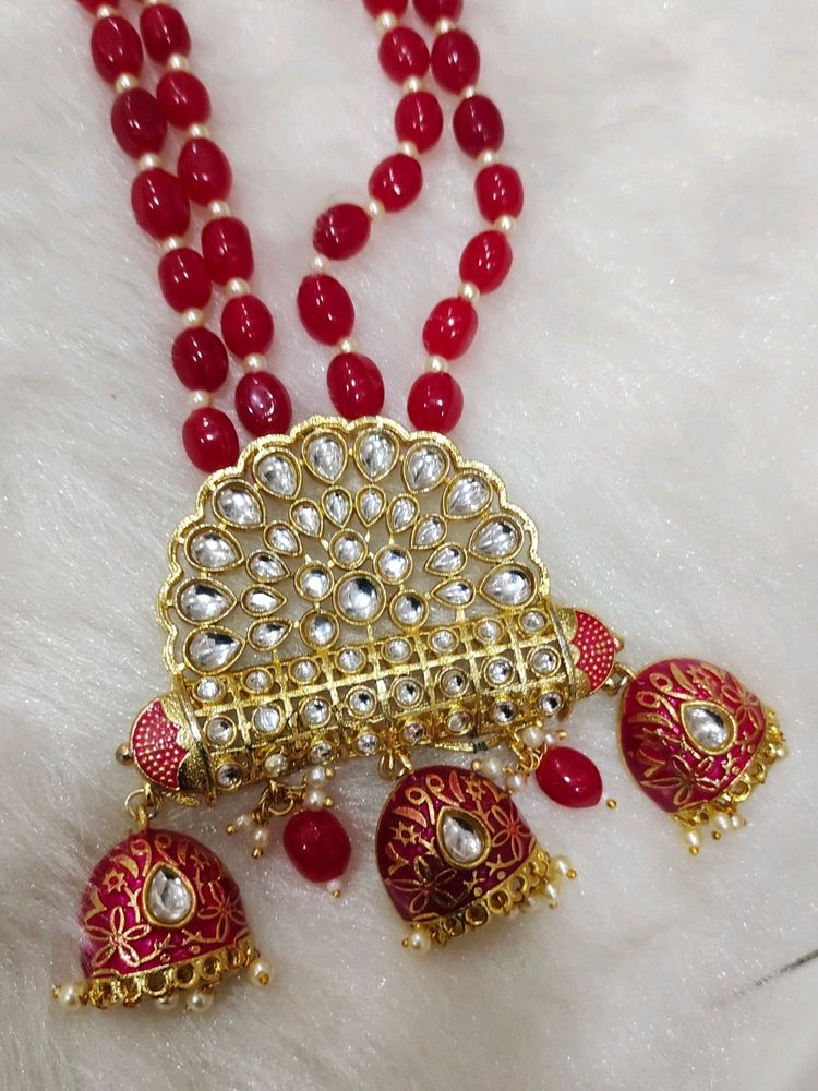 Necklace Set
