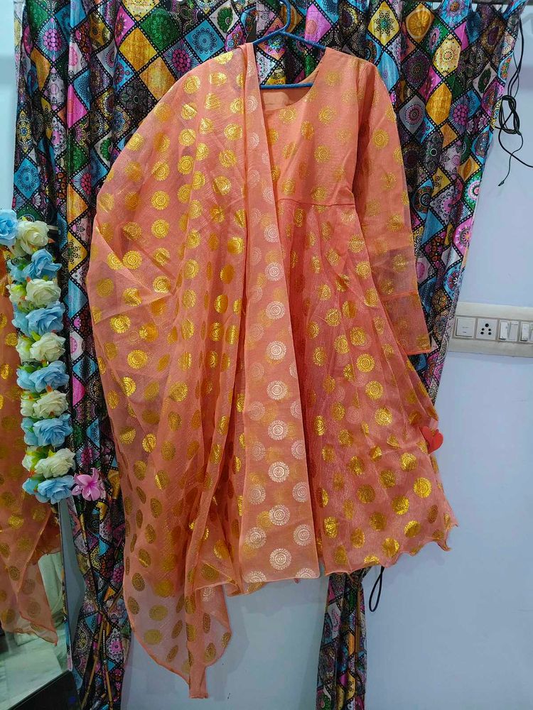 Elegant Peach Kurta Set with Dupatta