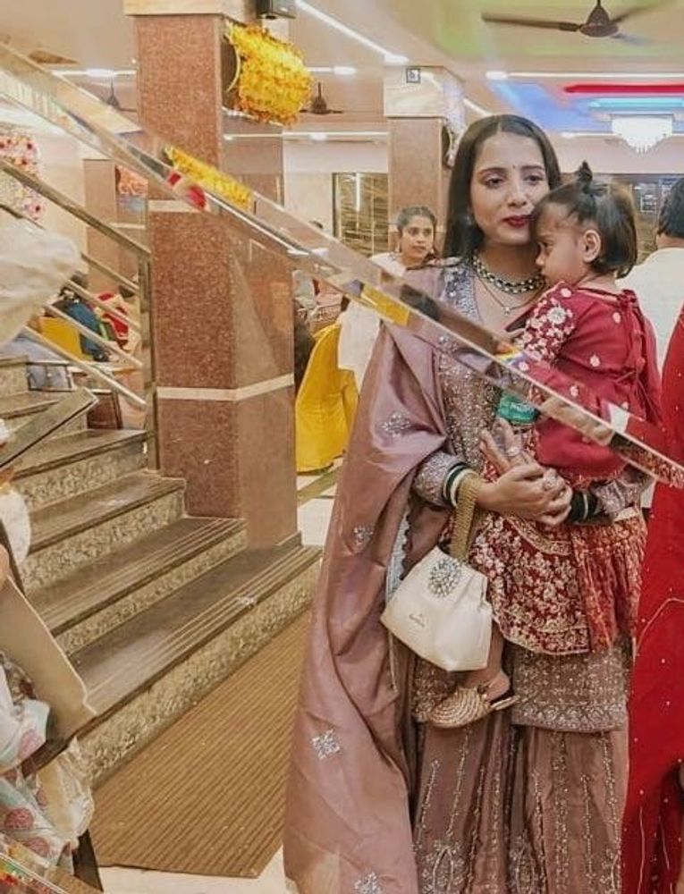 Elegant Lavender Pakistani Suit