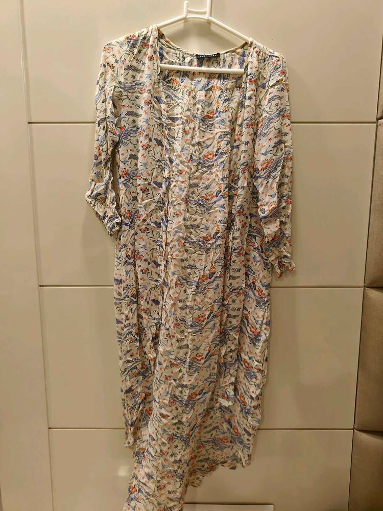 Bohemian Floral Print Maxi shrug in M