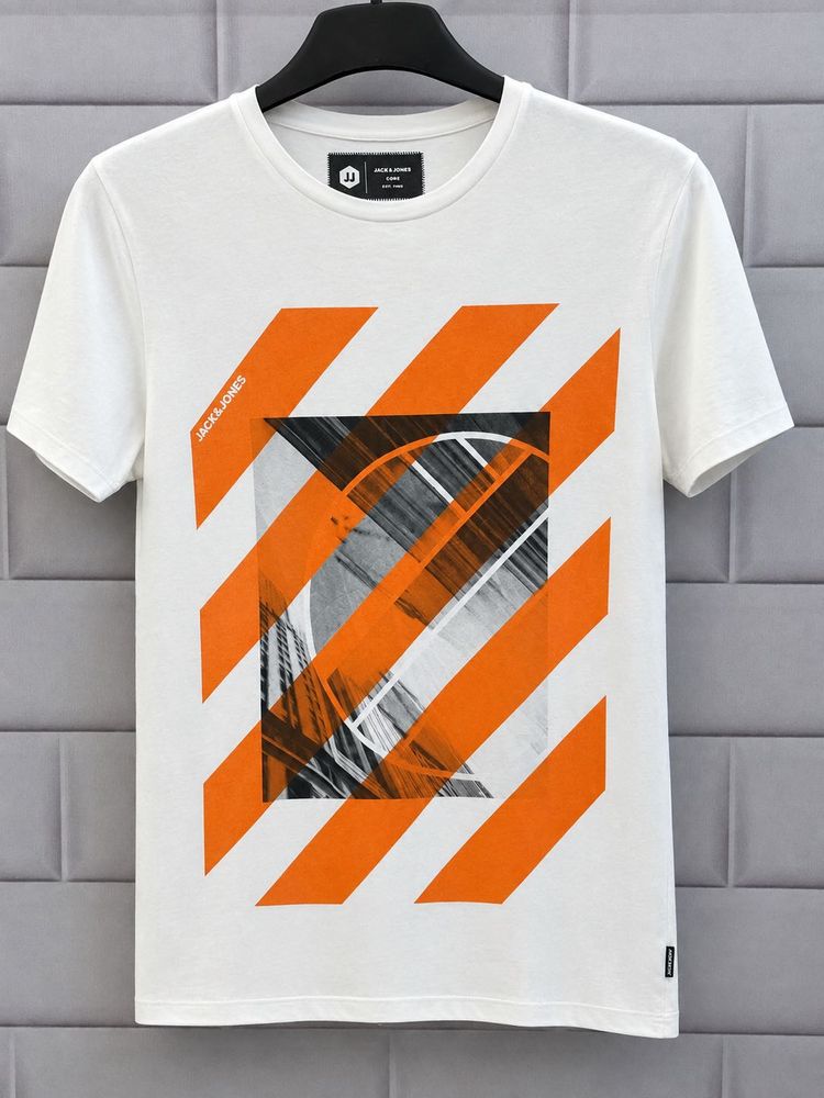 Jack &amp; Jones Graphic Print T-Shirt