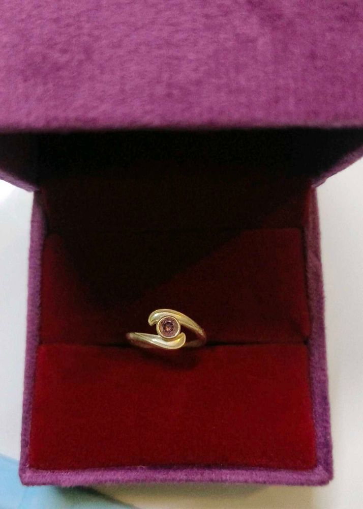 Elegant ring with Pink Stone pure silver