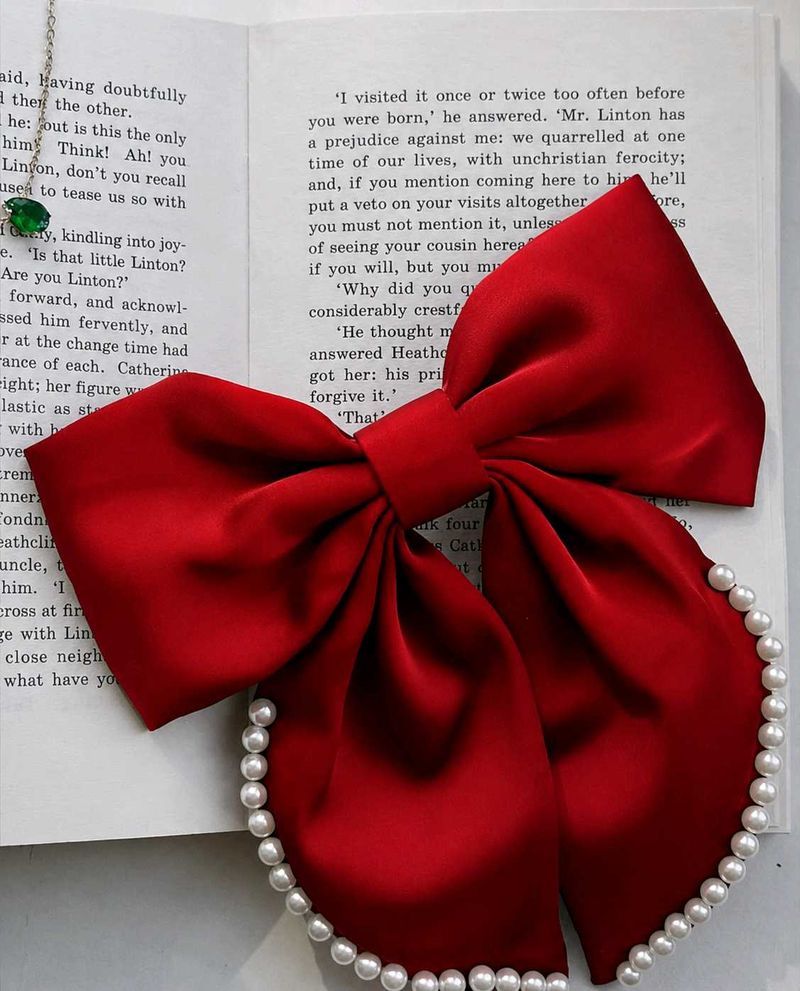 Chic Red Bow Hair Clip with Pearls