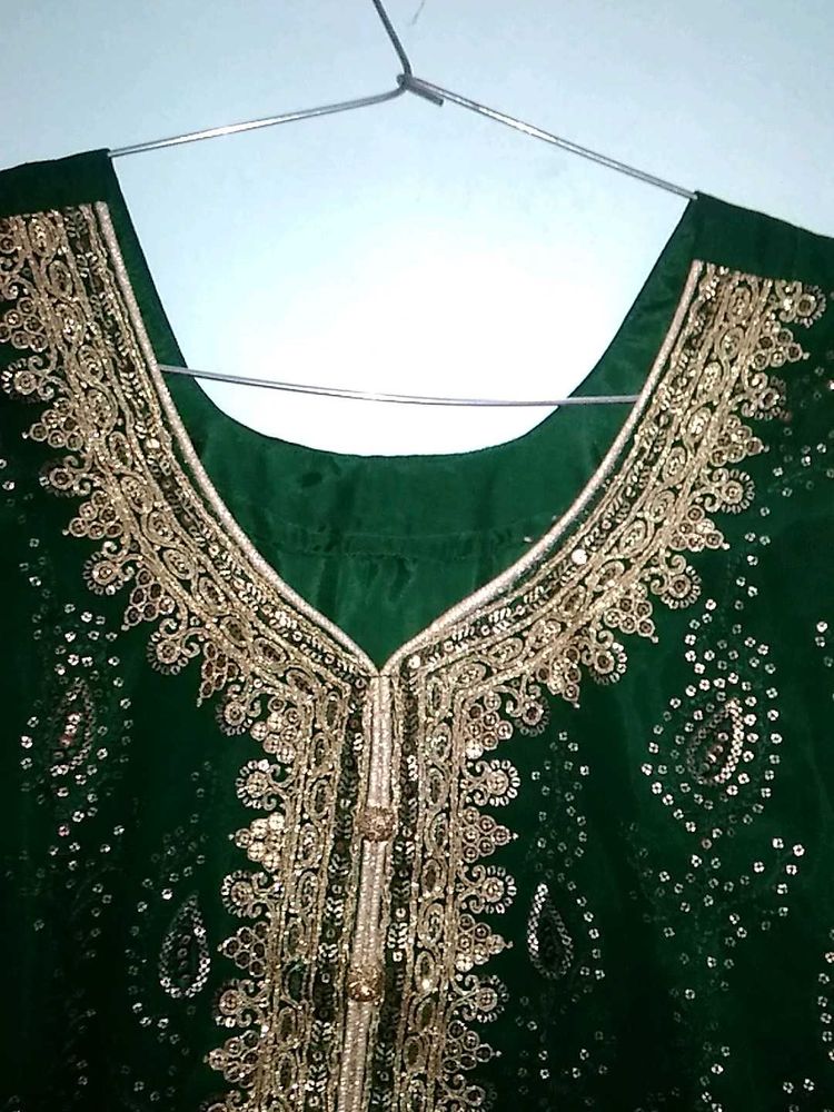 Dark Green Pakistani Salwar Suit