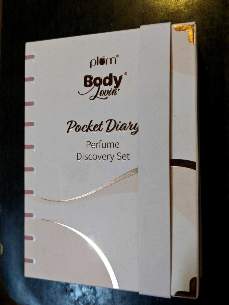 Plum BodyLovin Perfume Discovery Set