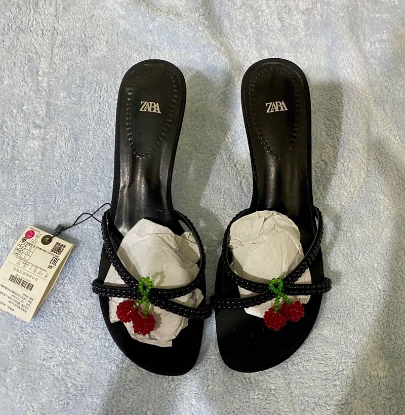 Zara Cherry heel 🍒