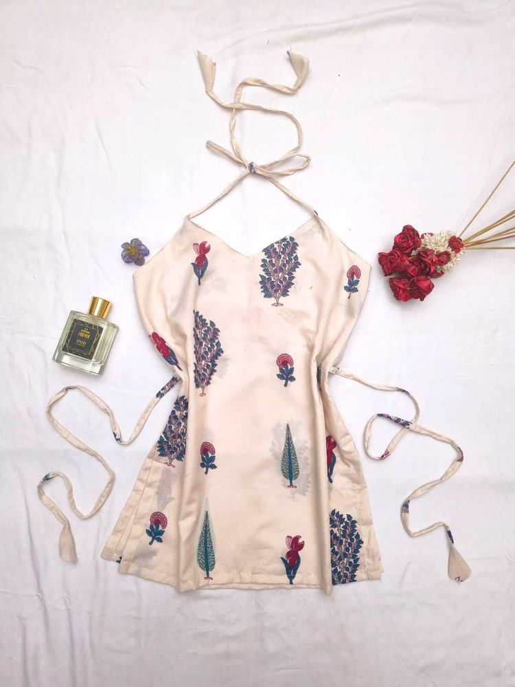 Bohemian Y2k Halter Neck kurti 🫶🏻