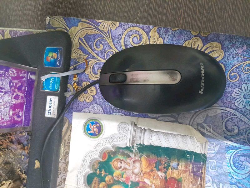 Buy 1 get another mouse free