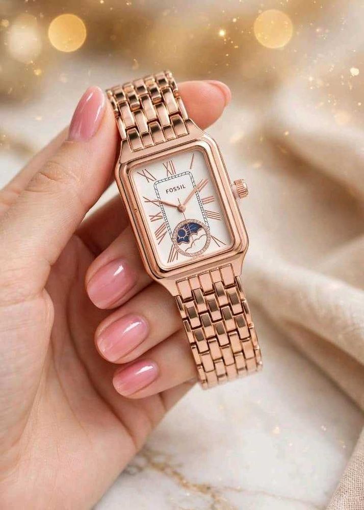 FOSSIL( COPY) PREMIUM SQUARE DIAL WATCH FOR LADIES