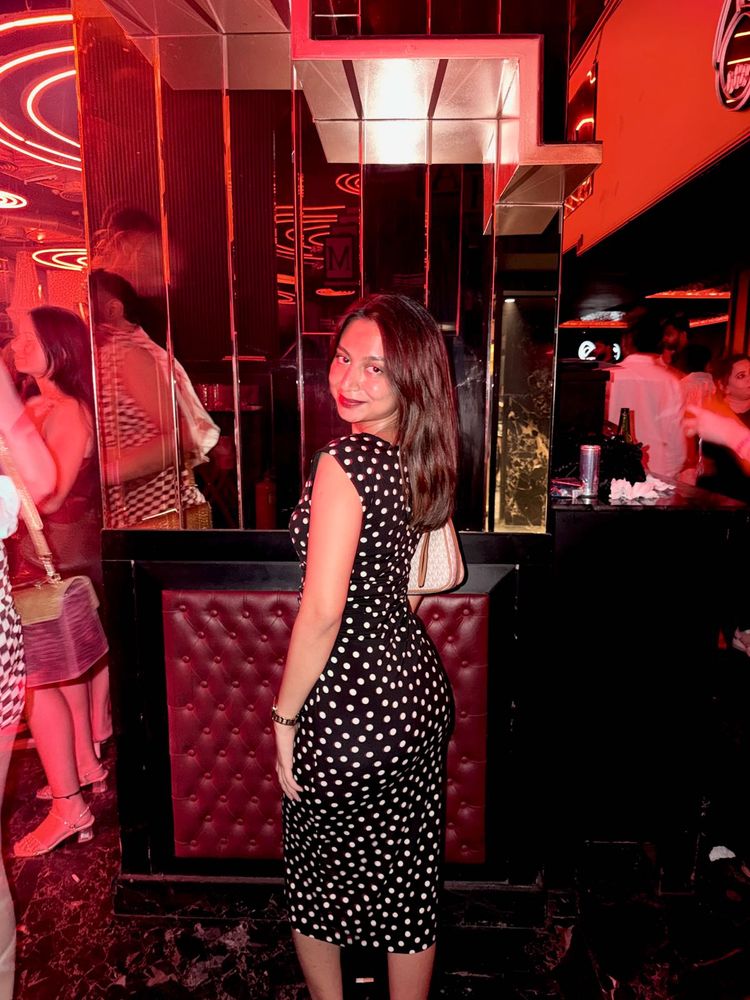 Chic Polka Dot Midi Dress