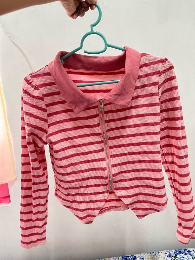 Chic Striped Zip-Up Cropped Top