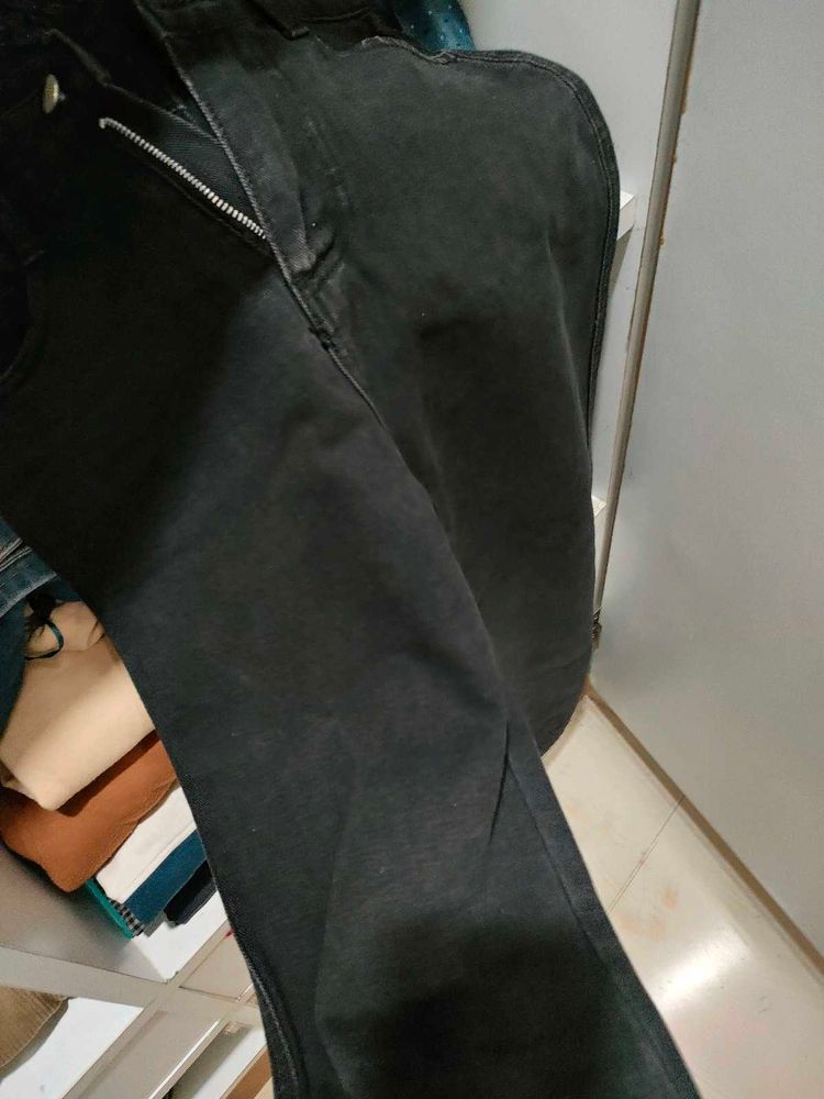 Urbanic Black Jeans