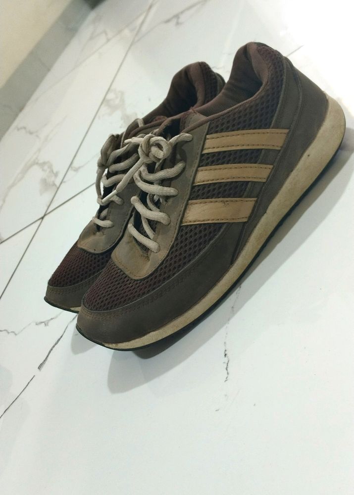 Women Sports Shoes