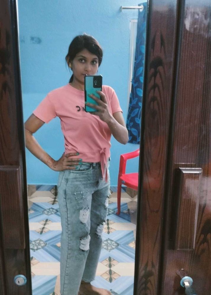 Pink Tie-Front Top &amp; Ripped Jeans Combo