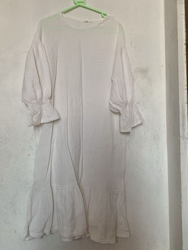 Muslin Flowy White Midi Dress