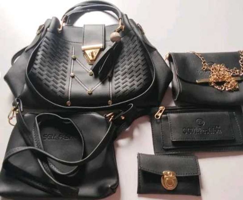 Chic Black Handbag Set