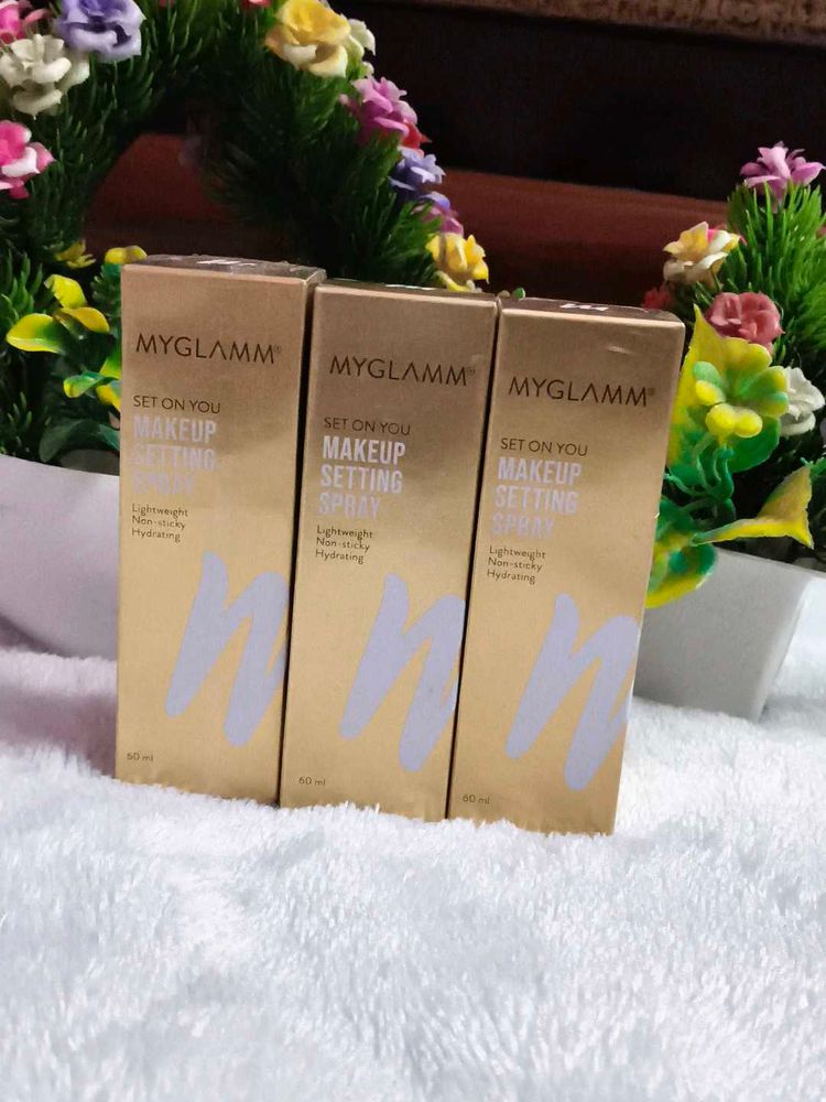 pack of 3 MyGlamm Set On You Setting Spray (60ml)