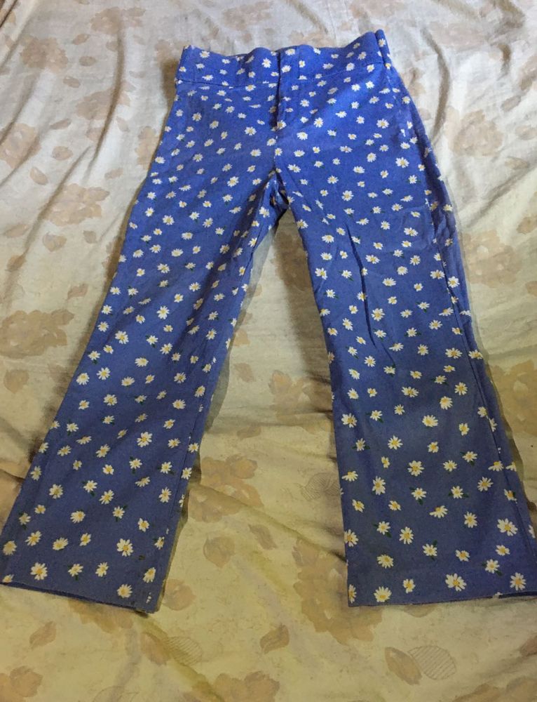 Blue Daisy Print Flare Pants