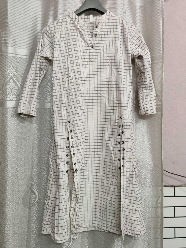 Checked Pattern Kurti