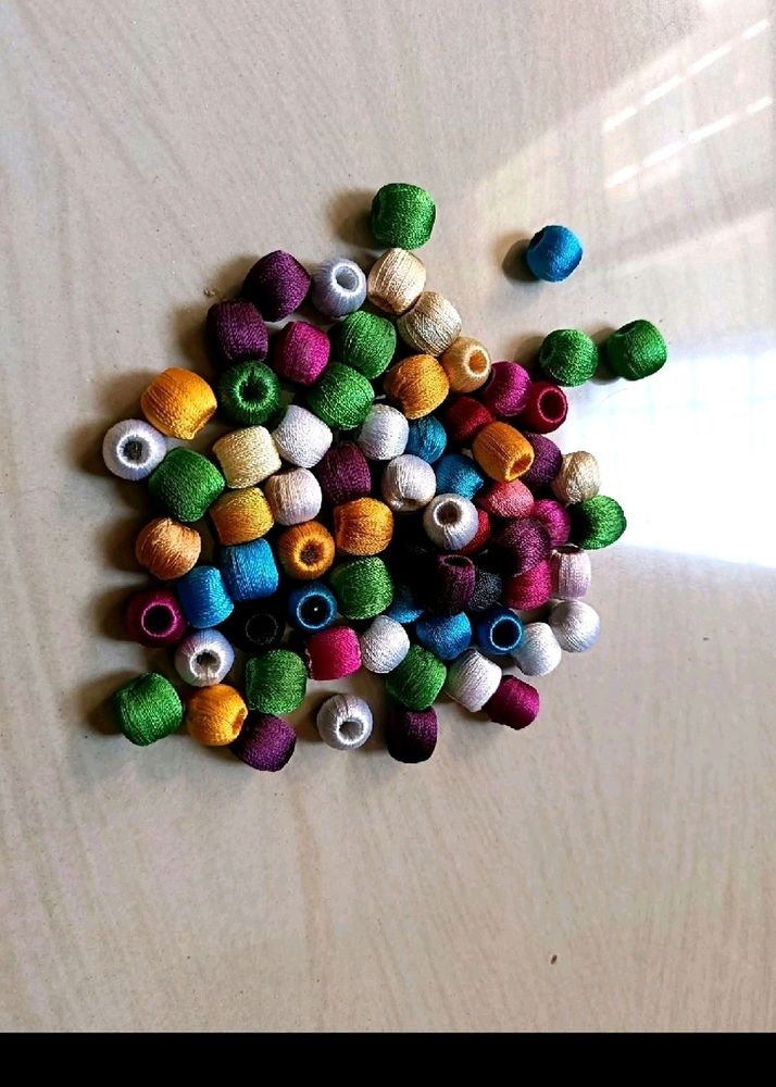 20 Colorful Thread-Wrapped Beads
