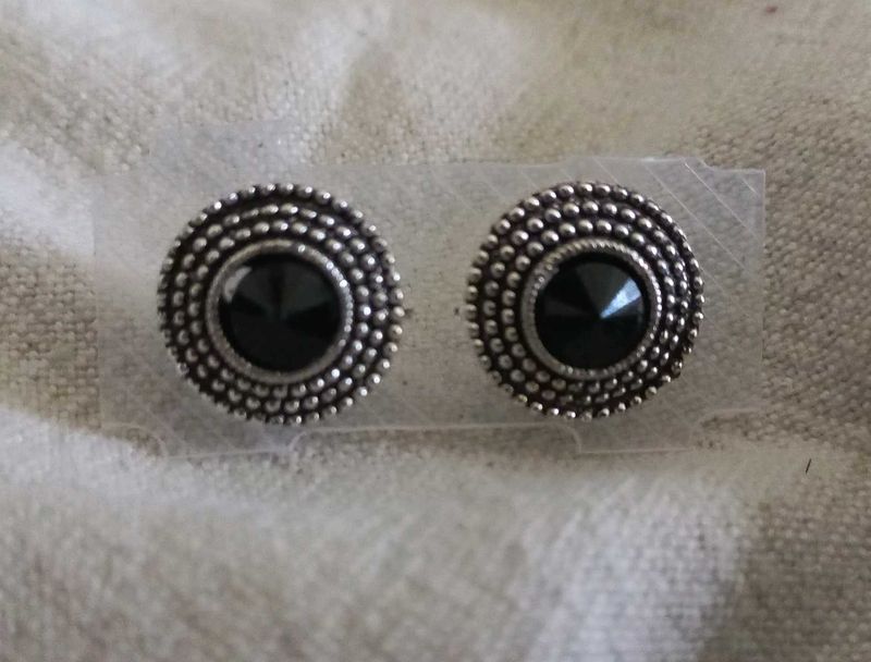 Elegant Black Stone Stud Earrings