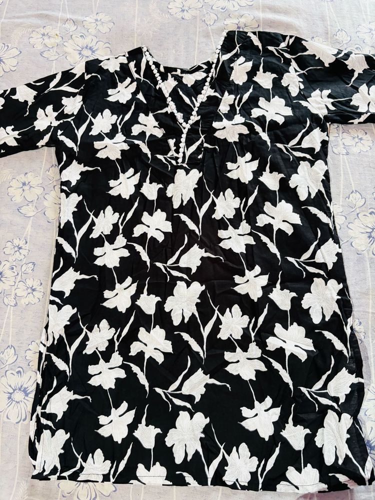 Stylish Black &amp; White Floral short kurti (unused)