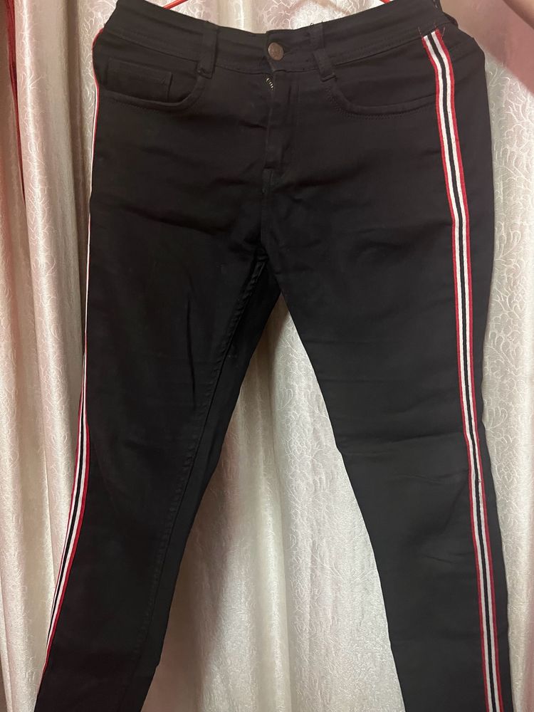 Black Trendy Jeans