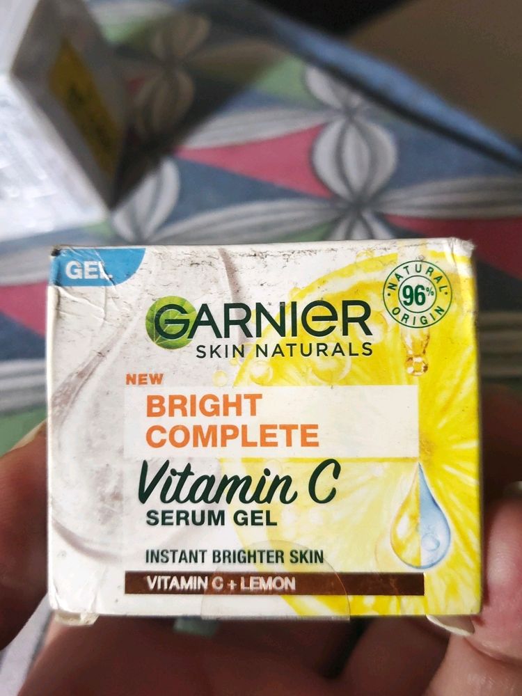 Garnier Vitamin C Serum Gel